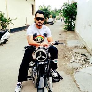 Meet your Posher, Raja